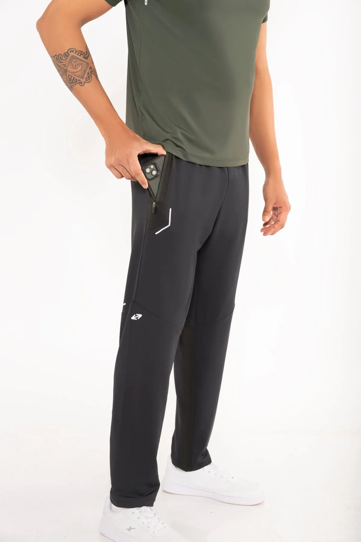 Essential Men's Track
