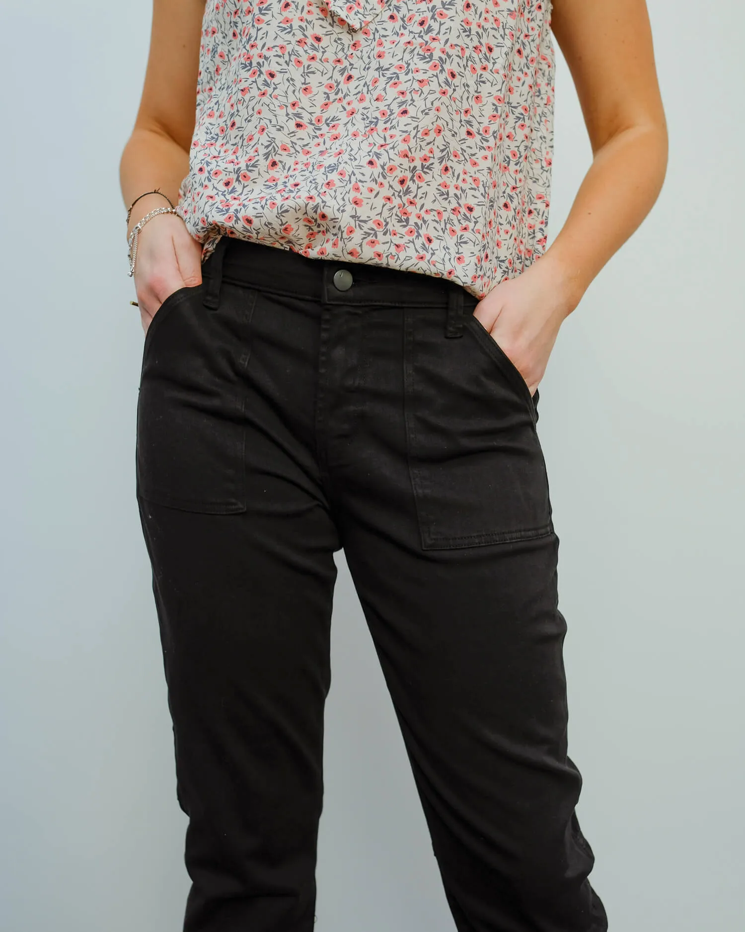 JB Arkin zip ankle jogger in black