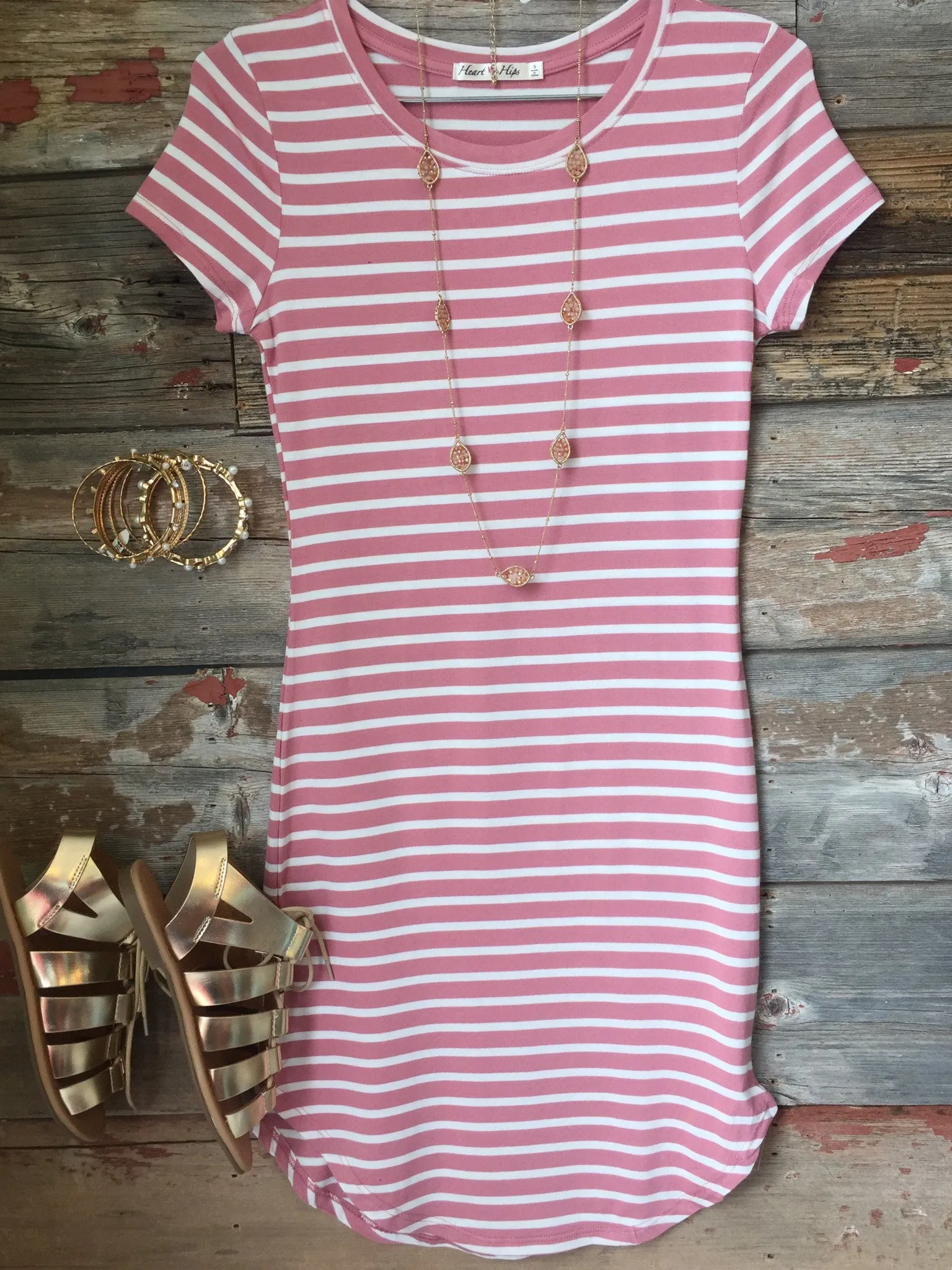 On the Horizon Tunic Dress: Dusty Rose