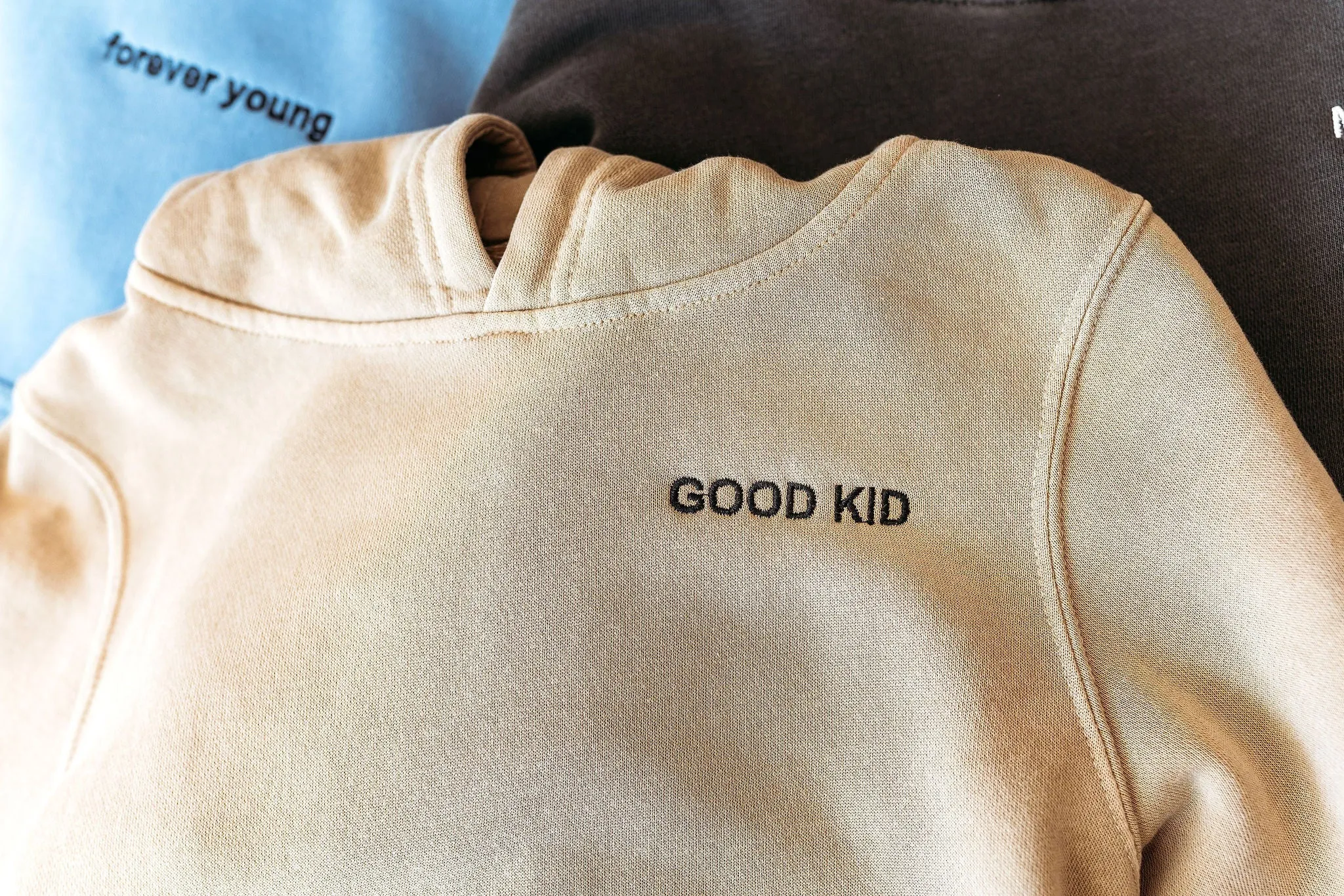 Roman & Leo - Boys GOOD KID Pigment Dyed Hoodie in Sand